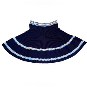 OCE pleated cotton knitted navy and white knee length skirt size XL